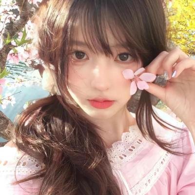 彩虹艳女